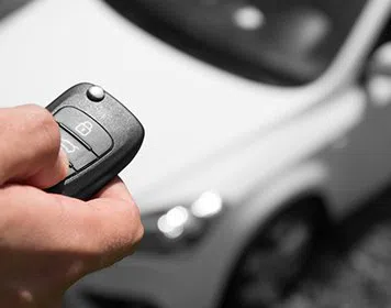 Indianapolis Priority Locksmith Indianapolis, IN 317-350-6016 - 17a-automotive-locksmith-service